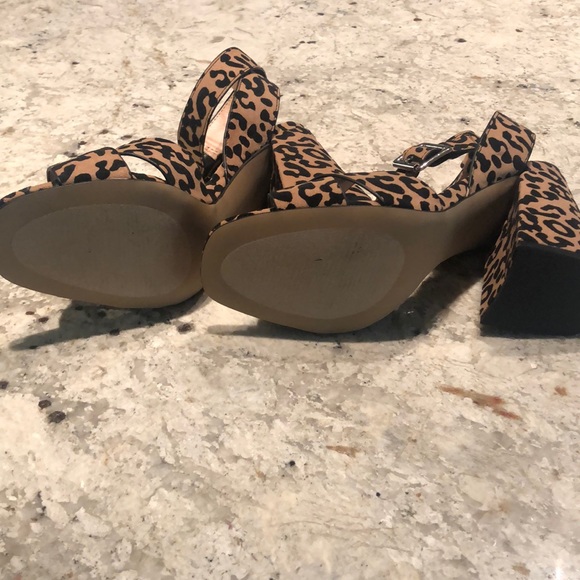 Steve Madden Ankle Leopard Shoes - Picture 3 of 5